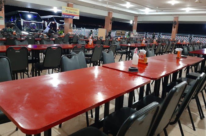Rasa Autentik RM Sari: Kenangan Lezat di Tepi Pantai Cilacap